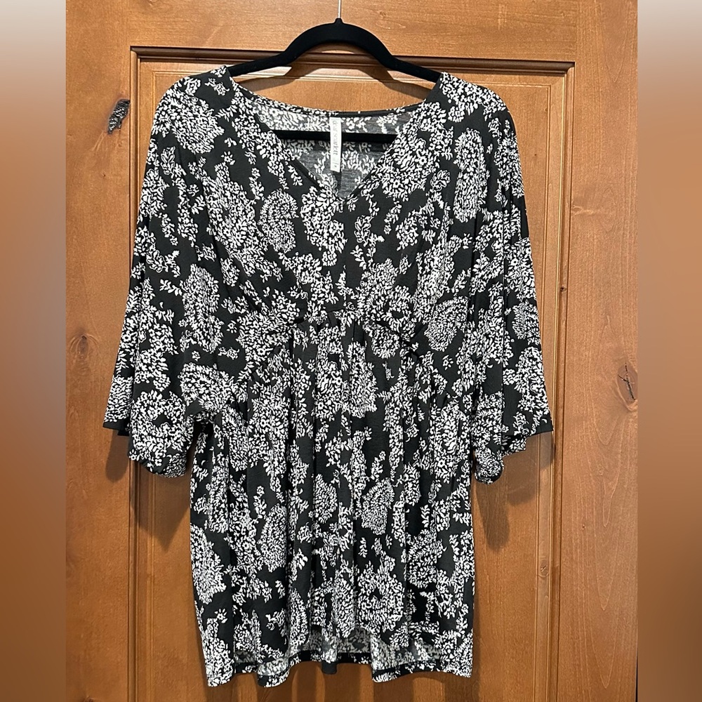 Dear Scarlett top/blouse - dolman sleeves and empire elastic waist.